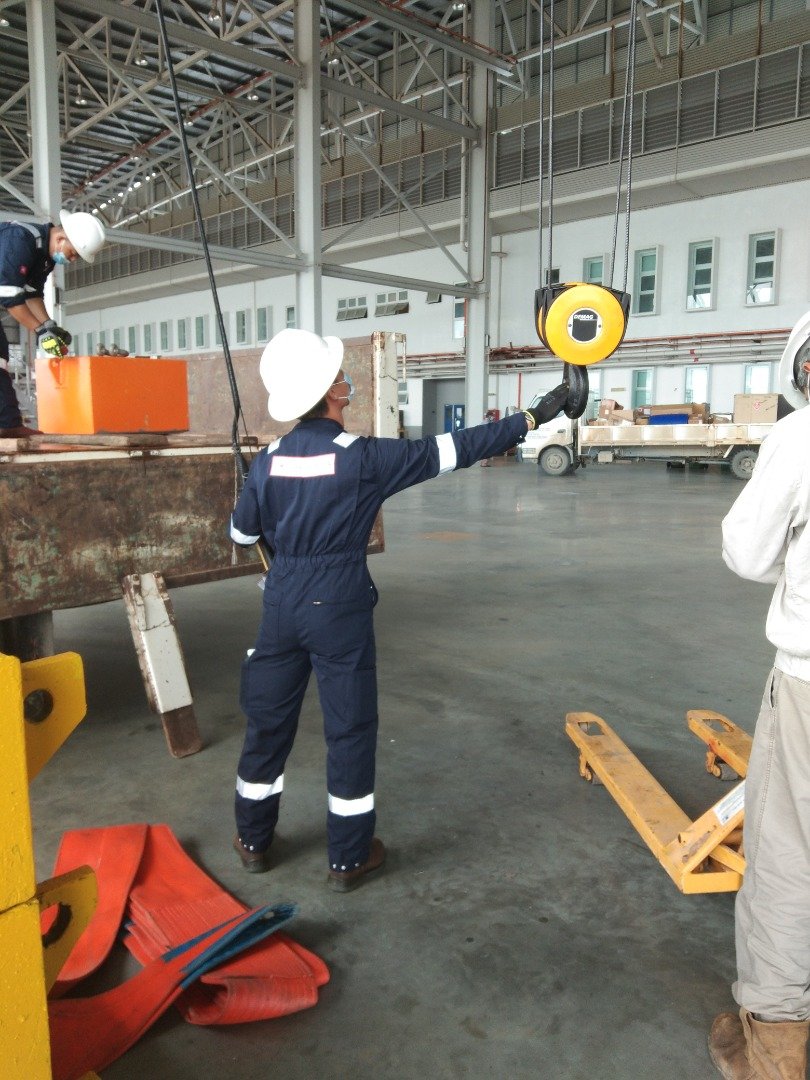 SCMIT lifting equipment operation